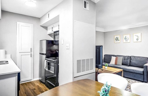 Brentwood Apartamento | Embrace Austin's Vibrant Heart| Elegant 1BR Haven