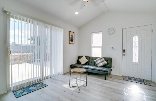 El Paso Casa | Sleek and Modern El Paso Retreat about 6 Mi to Downtown!