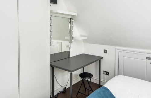 Ravenscourt Park Apartamento | Sleek and Stylish 1BD Apt with Balcony, Hammersmith