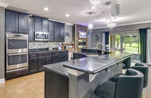 Marbella Casa | Sleek Family Home Near Orlando Theme Parks