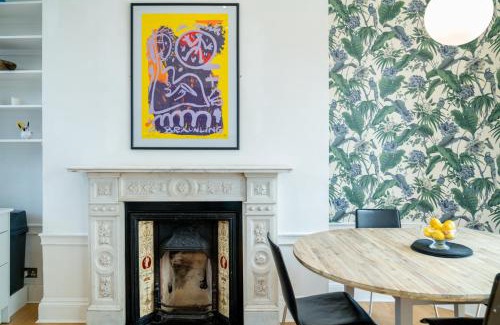 Angel Apartamento | Sleek flat with communal courtyard