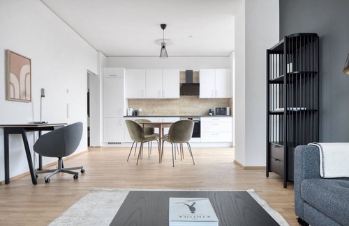 Erdberg Apartamento | Sleek Landstraße 1BR w/ Pool & Elevator, near Metro U3, by Blueground