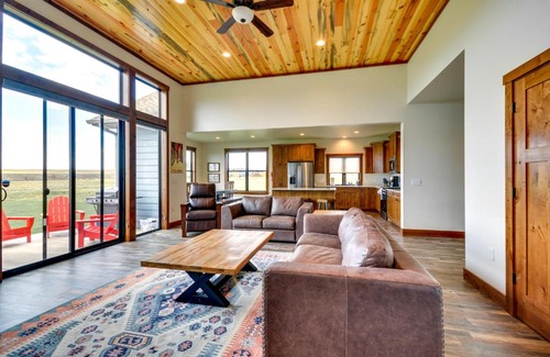 Red Lodge Casa | Sleek Red Lodge Home Rental with Private Hot Tub!