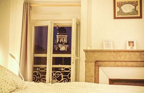 Prefecture Apartamento | Sleep at a shrink's! Top originality! Charming furnished apartment in the heart of town