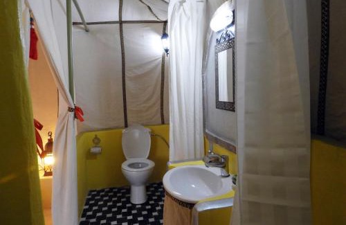 Merzouga Cabina | Sleep In Luxury Tent In Desert