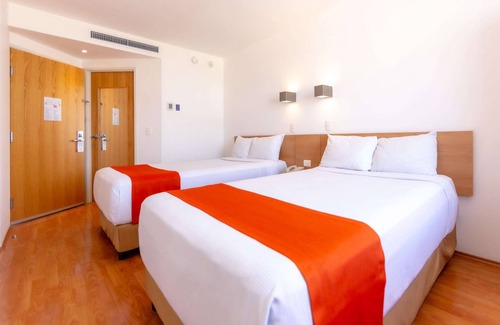 León Hotel | Sleep Inn Leon Antares