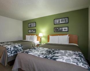 Gatlinburg Hotel | Sleep Inn & Suites near Sports World Blvd