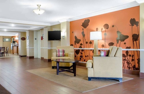 Gunter Afs Hotel | Sleep Inn & Suites East Chase