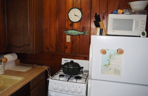 Honor Cabina | Sleeping Bear Riverside Cabins - Cabin #3