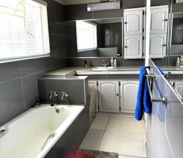 Rustenburg Cama Y Desayuno | Sleepover @194
