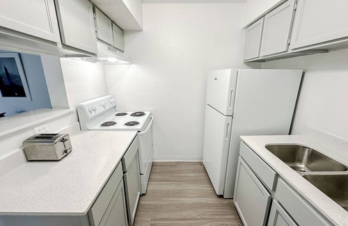 Windsor Park Apartamento | Sleepover : Spacious 1BD/1BA + Gym - Austin TX