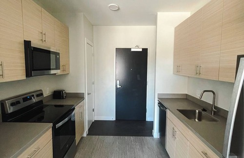 Des Moines Apartamento | Sleepover: Upscale Studio and Gym - Des Moines