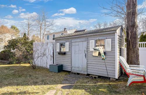 Ogunquit - Wells Casa | Sleeps 10, Approx 1 Mile to the Beach, Fully Renovated in 2025