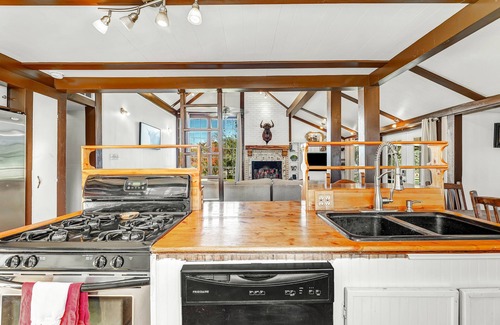 Bryan Cabina | Texas Cabin with cowboy pool and fire pit. Located in Bryan TX.