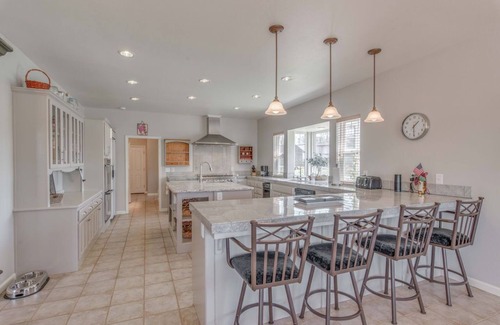 Shenandoah Valley Casa | Sleeps 12 Pet Friendly Next to Amador Top Wineries