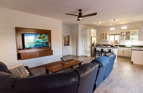 Cerritos Villa | Sleeps 12 PRIVATE ENTERTAINING PATIO and Rooftop Deck Top-bottom 2 Condos