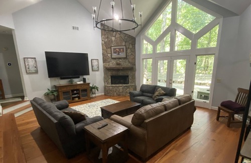 Fortson Casa | Sleeps 12 Quiet estate - Ft Moore, Columbus, Pine Mountain