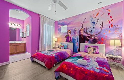 Loughman Casa | Sleeps 14 Heated Pool + Lazy River + Game Room