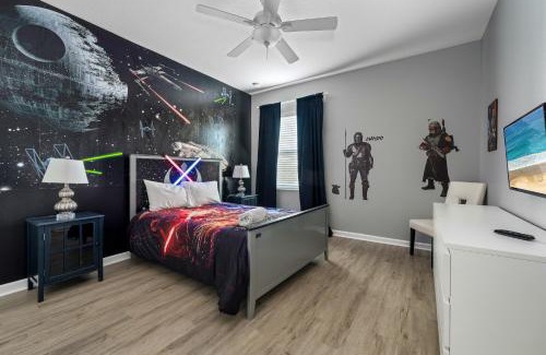 Loughman Casa | Sleeps 14 Heated Pool + Lazy River + Game Room