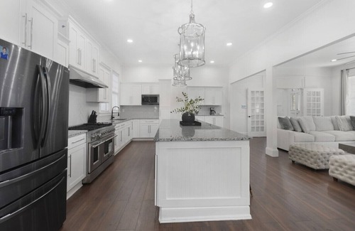 Montgomery Apartamento | Sleeps 15 Movie Room Gameroom Free Parking