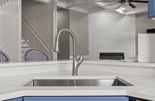 Crystal Shores Casa | Sleeps 16! 1 block to beach! Private Pool!