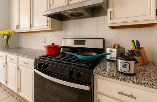 Frisco Casa | Sleeps 16 | Game Room · Firepit · Grill · Frisco