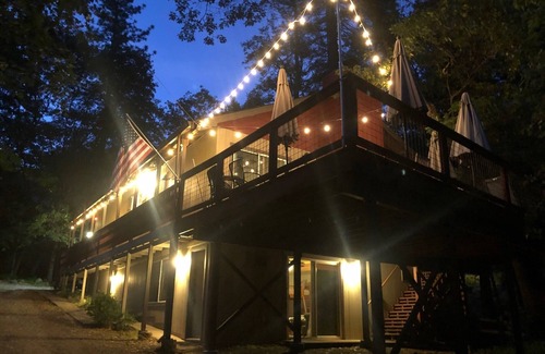 Twain Harte Cabina | 18 plazas, espacio para toda la familia, los privilegios del lago, a pasos del lago.