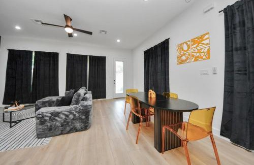 OST - South Union Casa | Sleeps 20 - 2 Homes - Family and Friends Fun Super house