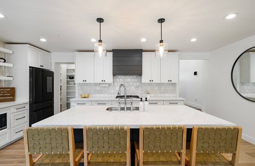 Sunset Heights Casa | SLEEPS 20! Orem Oasis Game Room & Hot Tub Retreat