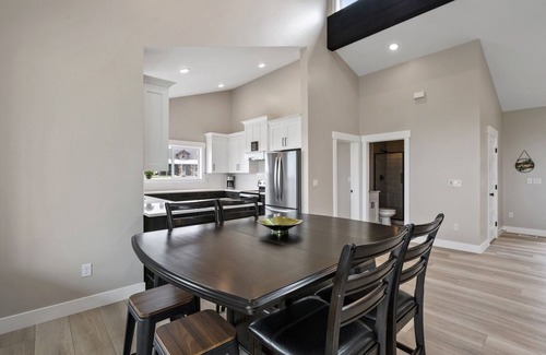 Fish Haven Casa | Sleeps 22|Boat & Toys Parking|Hot Tub|Ping Pong