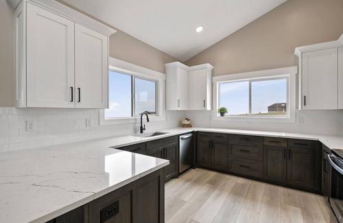 Fish Haven Casa | Sleeps 22|Boat & Toys Parking|Hot Tub|Ping Pong