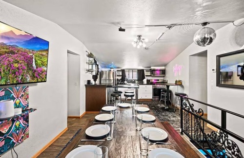 Sunnyside Casa | Sleeps 30! Denver Rally House w/Game Rooms, Hot Tub, Private Chef & 420 Shuttle