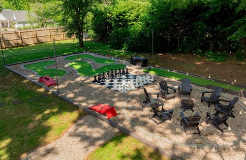 Mount Mourne Casa | Sleeps 30!- Pool - Hot tub- Epic Game Room - Arcades - Pool Table - Lake Norman
