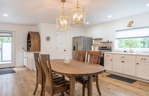 Millersburg Casa | Sleeps 4, Amish Country, gorgeous and relaxing.