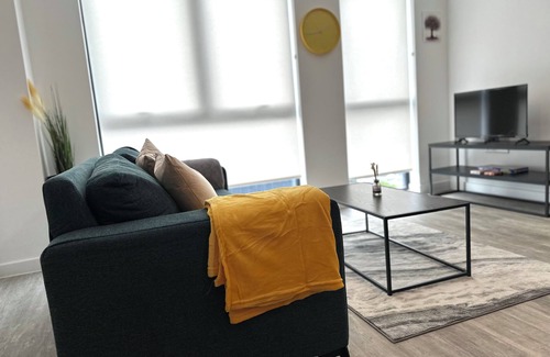 Old Trafford Apartamento | Sleeps 4 Central Ensuite - Cityview & Parking
