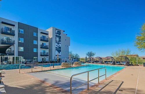 Desert View Village Apartamento | Sleeps 4 -Golf-Dine-Swim-Self Checkin-State Fair S325