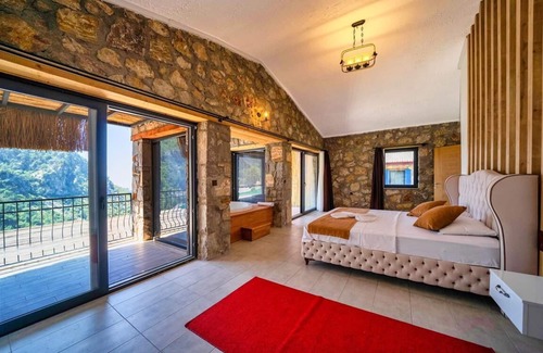 Faralya Villa | Sleeps 4, Spacious Lux Villa with Private Pool AWZ275