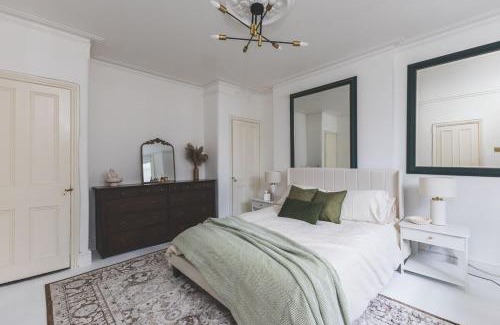 West Kensington Apartamento | Sleeps 5! Cozy Kensington Flat, 4 Mins To Station!