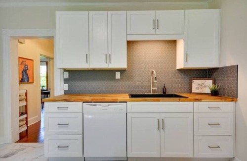 Danville Casa | Sleeps 6 ½ Mi to Casino 2bd/1bath 3 Beds