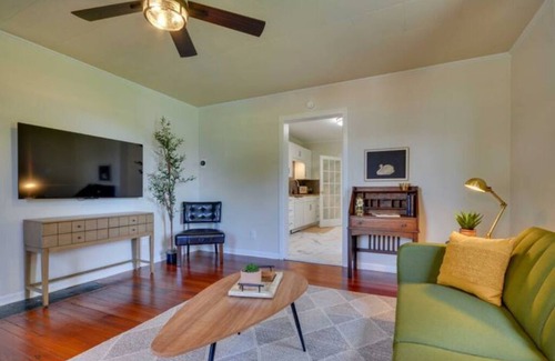 Danville Casa | Sleeps 6 ½ Mi to Casino 2bd/1bath 3 Beds