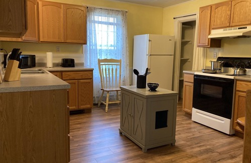 South Berwick Apartamento | Sleeps 6! Free Wine! Comfy 2-Bedroom In S. Berwick