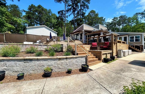 Milledgeville Casa | Sleeps 6, Inground Pool, Amazing Views + More!