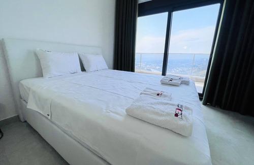 Seki Villa | Sleeps 8 Comfortable and Modern Villa - AWZ282