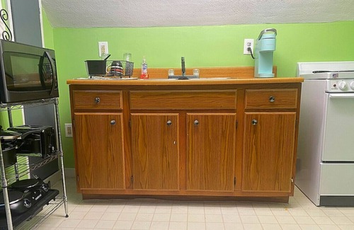 New Castle Condominio | Sleeps 8! Cozy 2br Apartment in Triplex + WIFI!