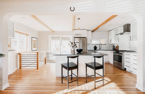 Barths Casa | Sleeps 8-Hot tub-Fire Pit-Grill-10min to DT