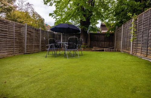 Peckham Casa | Sleeps8-KingBeds-SofaBed-Garden-AirCon-FreeParking