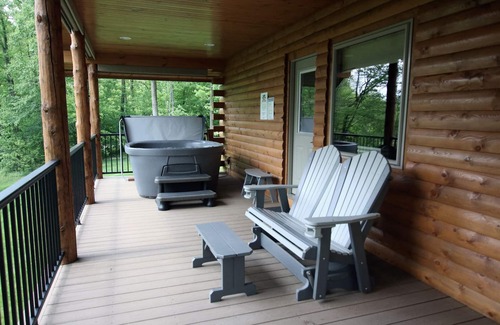 Millersburg Cabina | Sleepy Bear at Tranquil Acres
