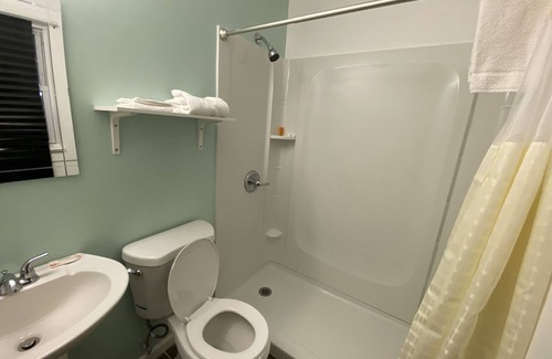 West Fairfax Hotel | Sleepy Hollow Motel