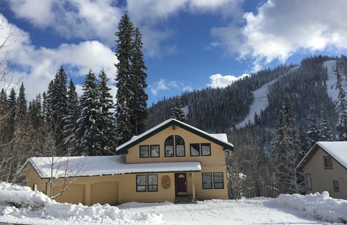 Sunburst Estates Chalet De Esquí | Sleepy Hollows Chalet Down (en Sun Peaks Resort)