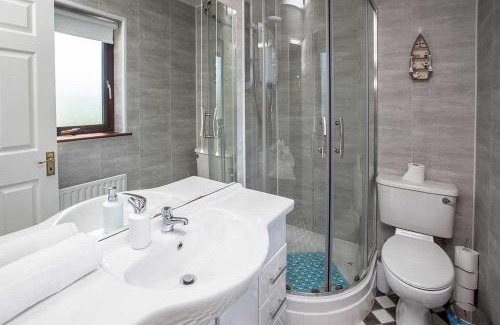Dungarvan Casa | Sleepy Rock